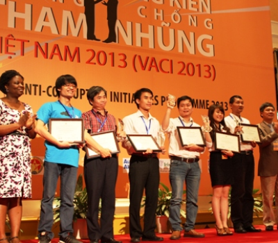 Vì mục tiêu “tăng cường minh bạch, liêm chính và trách nhiệm, giảm tham nhũng”